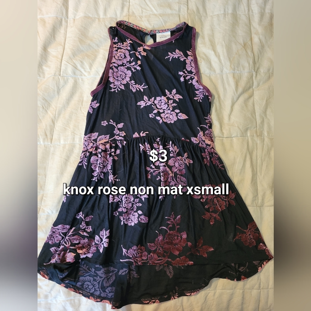 Knox Rose Floral Sleeveless Blouse